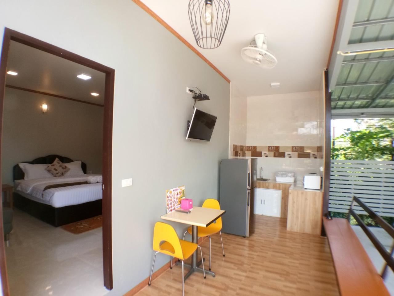 Hi Tech Resort Kabin Buri Cameră foto